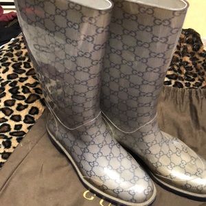 GUCCI blue monogram rainboots